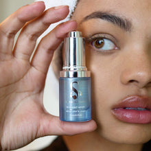 Load image into Gallery viewer, Hi-Impact "Illuminating" Serum with Hyaluronic Acid, Vitamin C and EGF's